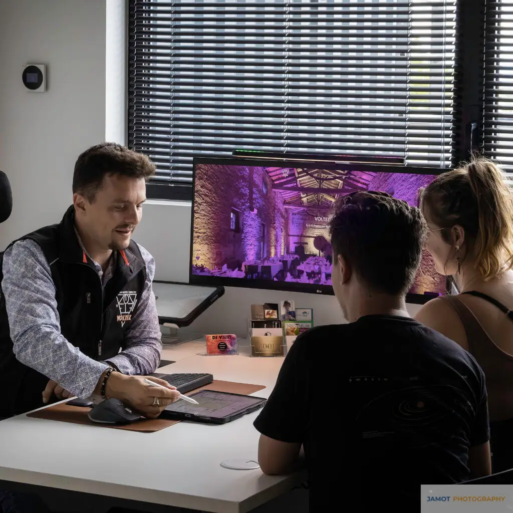 VOLTEZ EVENTS - DJ & Prestataire Audiovisuel à Lyon